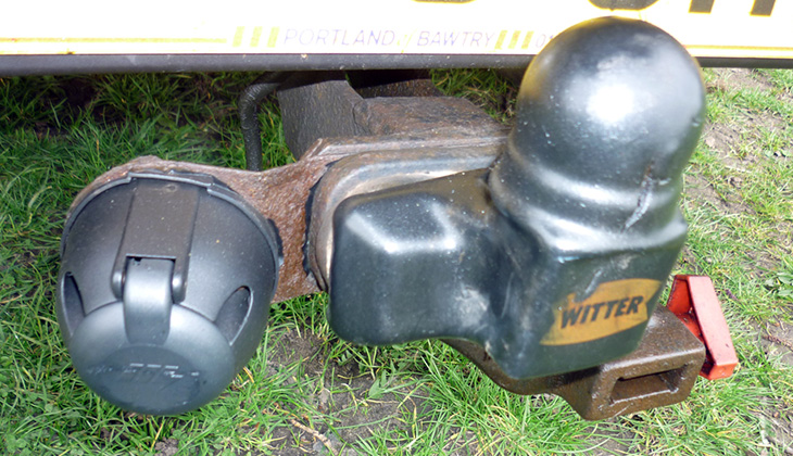 Tow-Bars-Hitch-Locks-May4.jpg